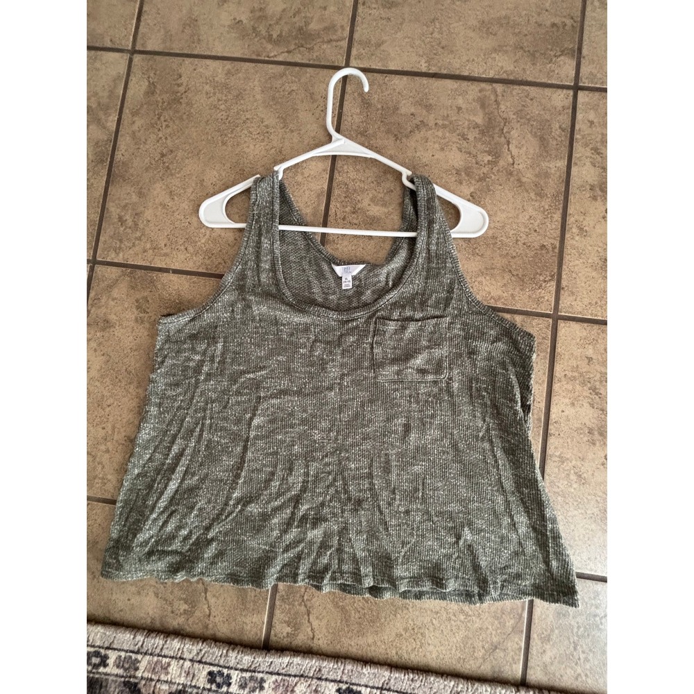 Time and Tru Womens XL Green Ribbed Knit Pocket Tank Top Scoop Neck Sleeveless